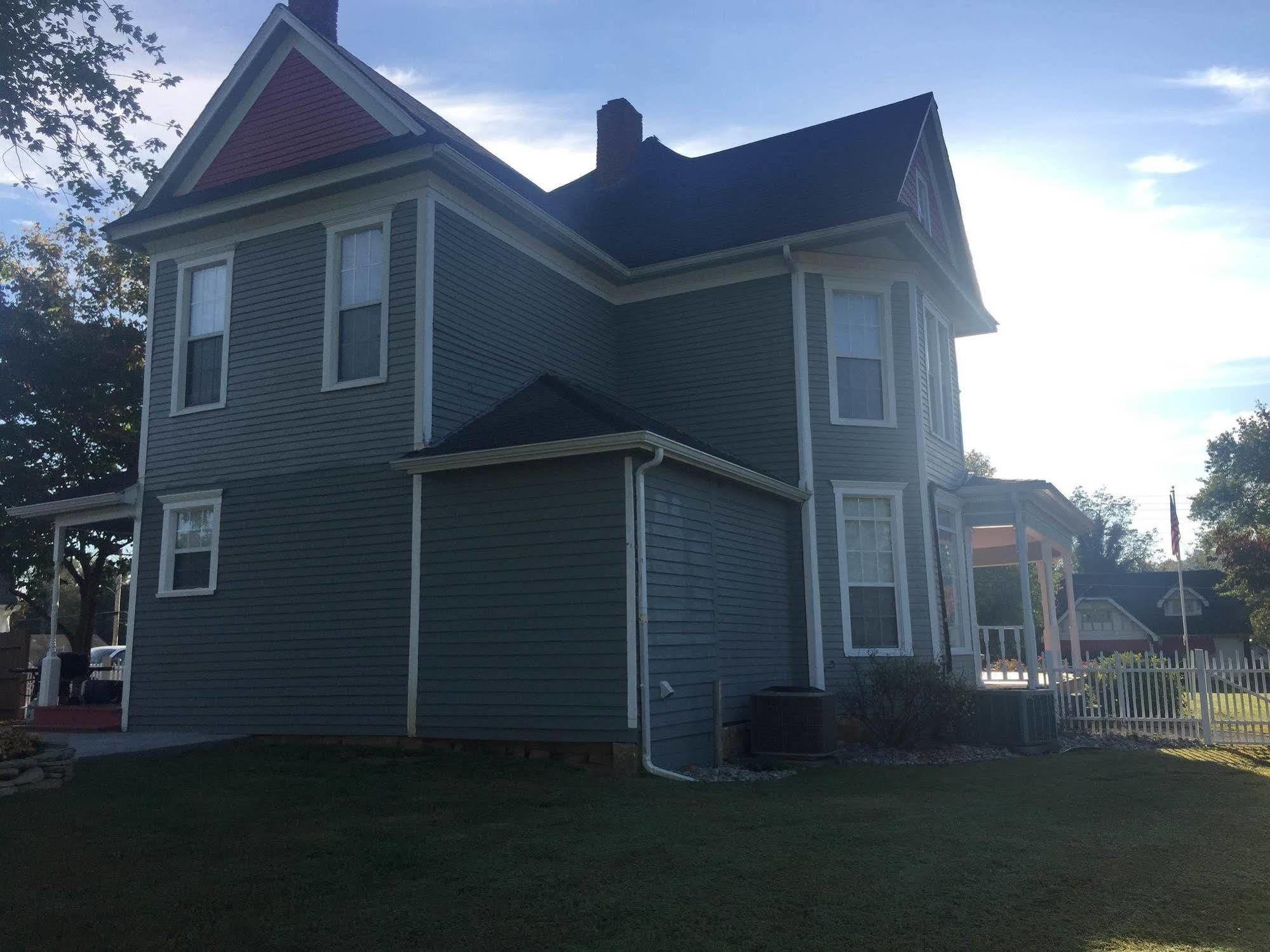 The Old Coe House Hotel Burkesville Exterior foto